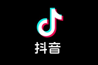抖音直播打击情感伪装打赏诈骗行动，揭秘女富豪人设背后的多人被捕事件真相揭秘