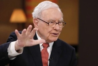 巴菲特年底退休，伯克希尔CEO交接，新任领袖阿贝尔上任
