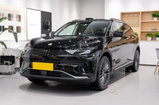 国补与厂补助力下，零跑C11价格破十万，是否值得闭眼入手？