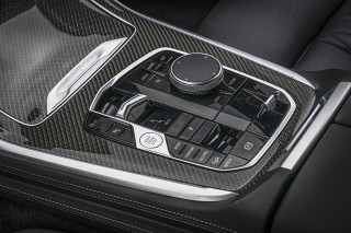BMW X7，豪华巨无霸SUV霸主