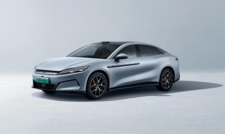 4月新能源车销量解析，比亚迪突破37万辆，赛力斯销量飙升环比翻番