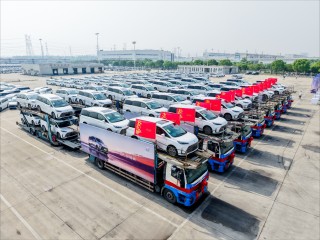 别克GL8陆尚大定销量破万，销售火爆，全力保障产能及交付品质提升