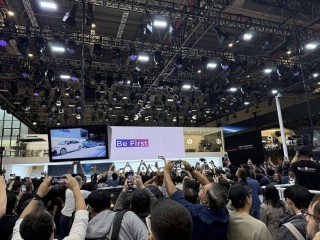 零跑新势力销量突破4万台，智能化下半场趋势探讨