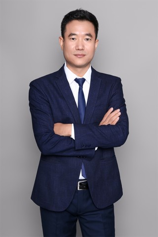 领克高管专访揭秘，领克900如何成为大家庭的神车之选？