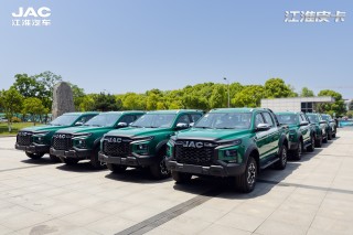 邮政铁军新力量助力乡村振兴，江淮悍途皮卡批量交付邮政系统开启新征程