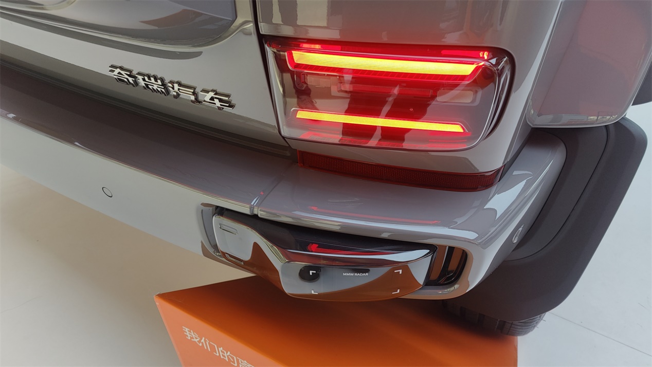 简试iCAR V23，爆款潜力股的挑战与不足分析  第4张